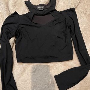 Black,  open shoulder crop top long-sleeve  top.